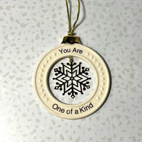 Lenox Porcelain Ornament with Metal Snowflake - Picture 1 of 10